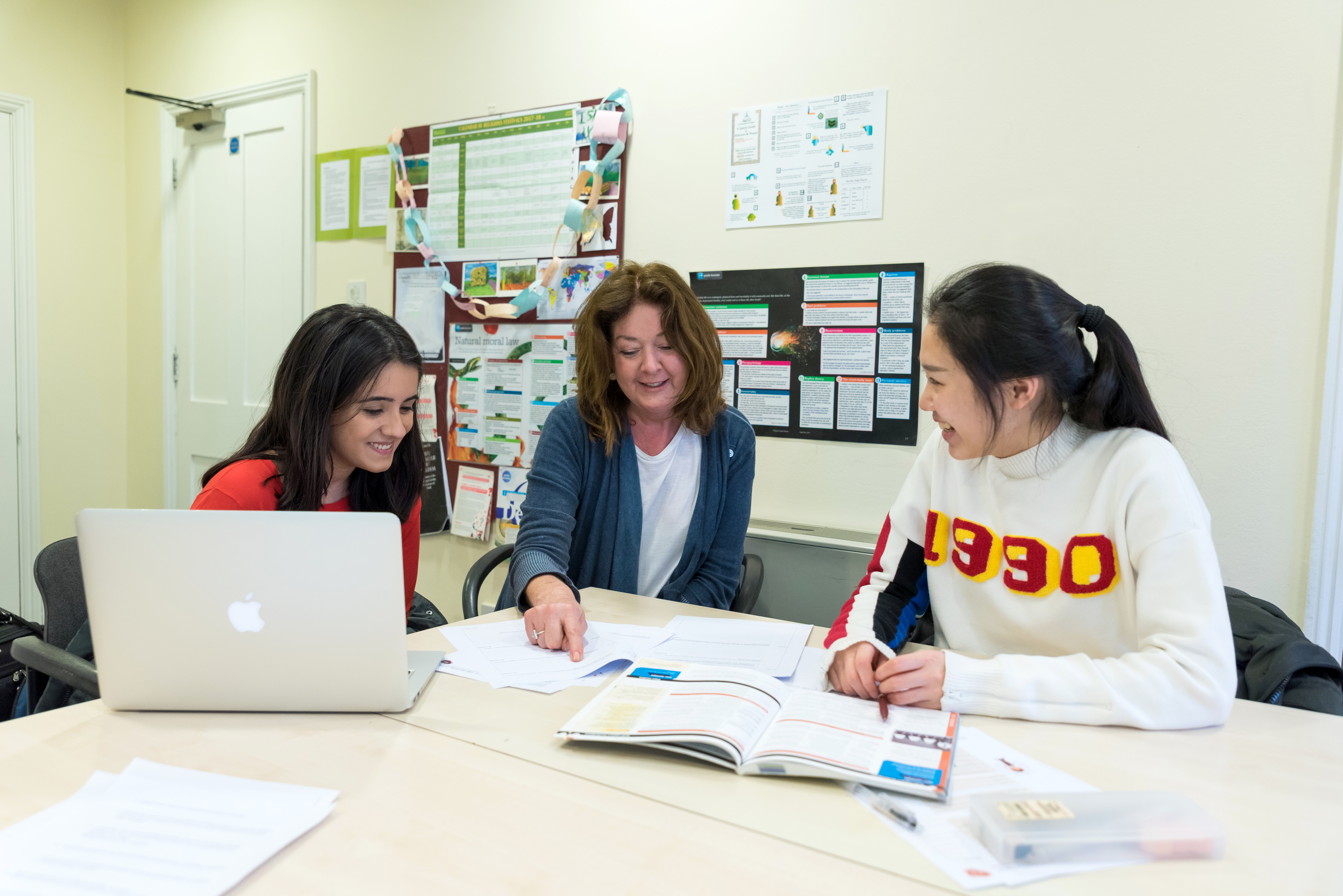 MPW (Mander Portman Woodward)