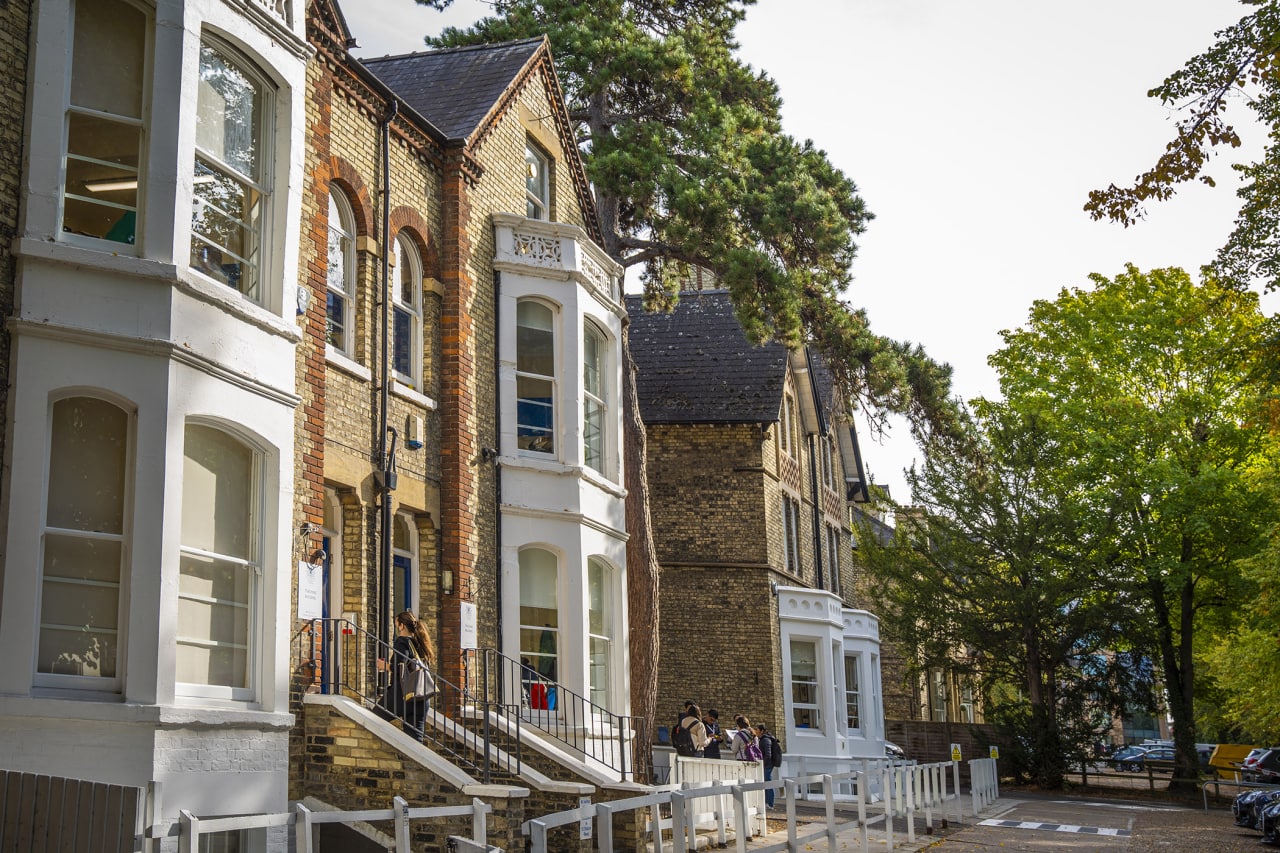 St Andrews College Сambridge